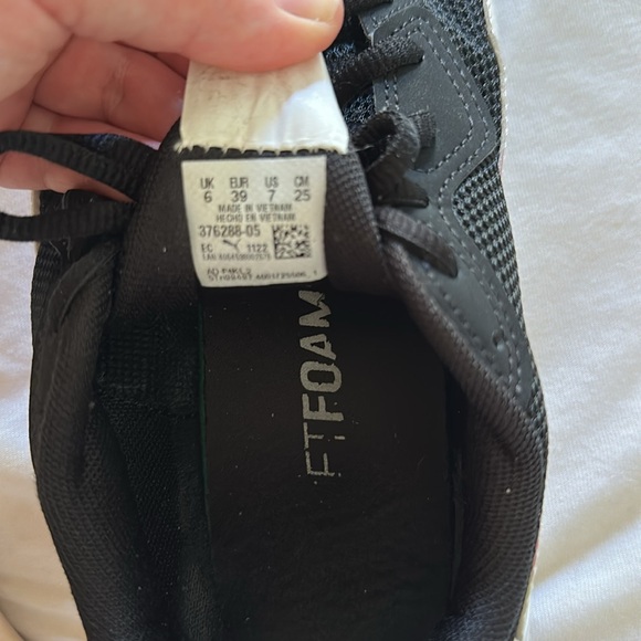 Puma - Picture 10 of 10